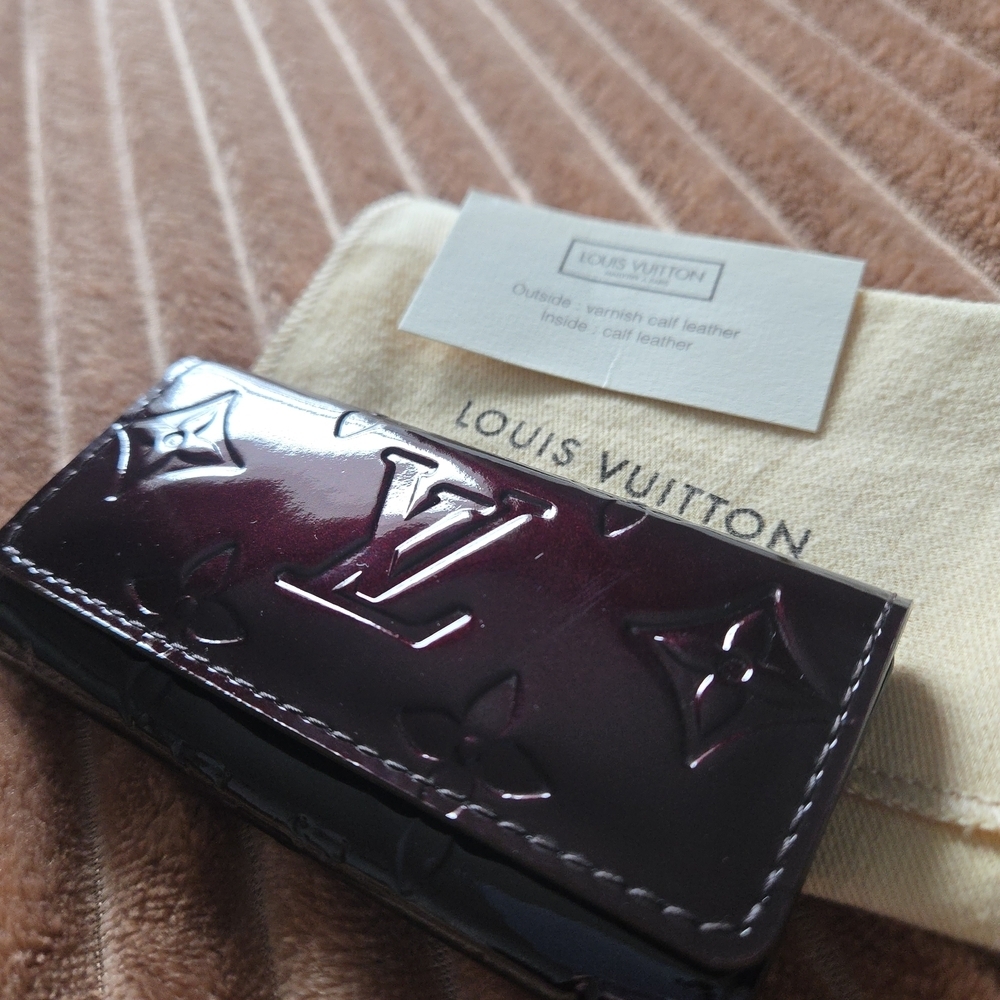 Louis Vuitton Burgundy Brown Leather Key‎ Holder-LIKE NEW